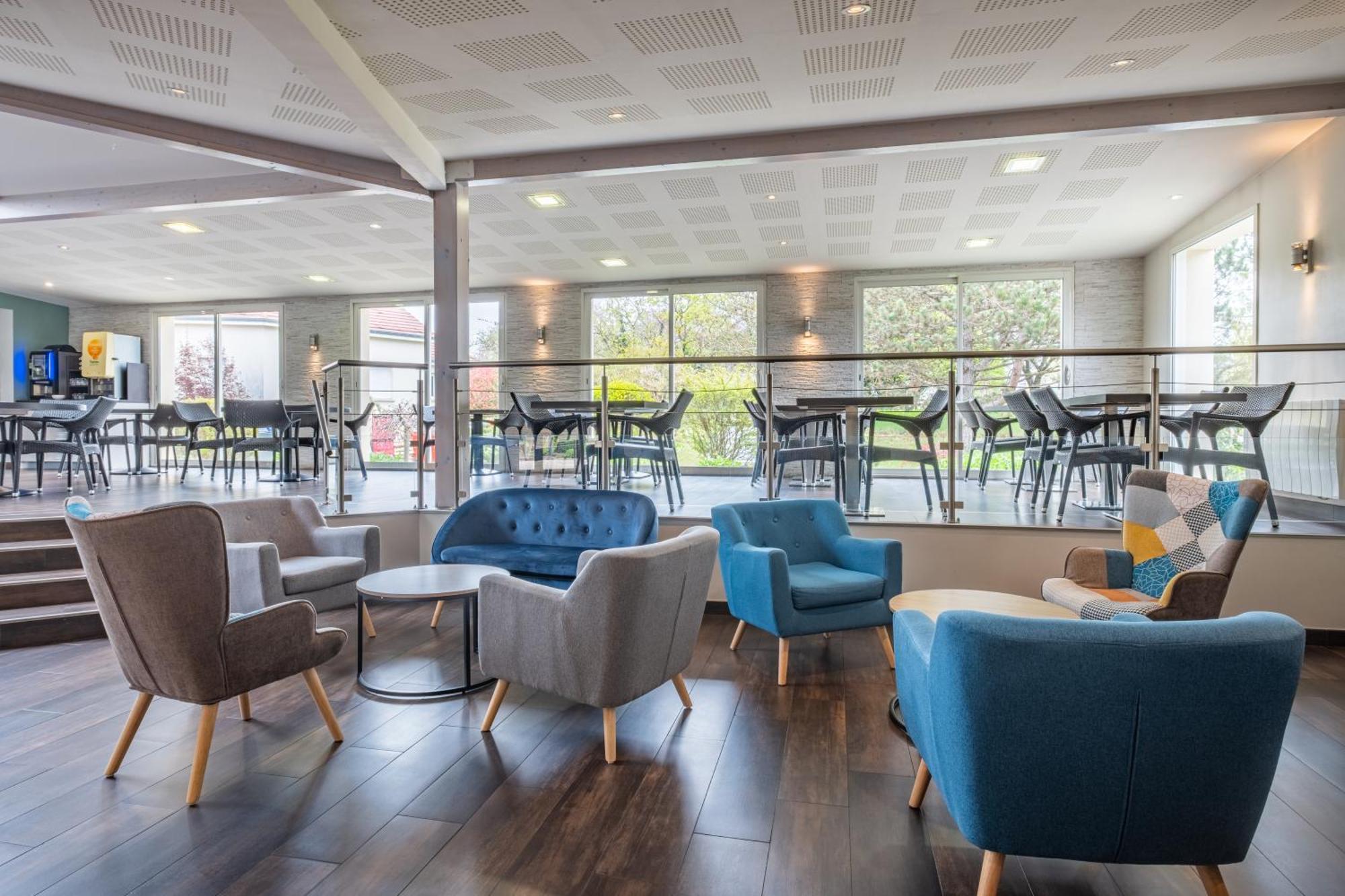 Charme Hotel, Montbeliard Sud Buitenkant foto